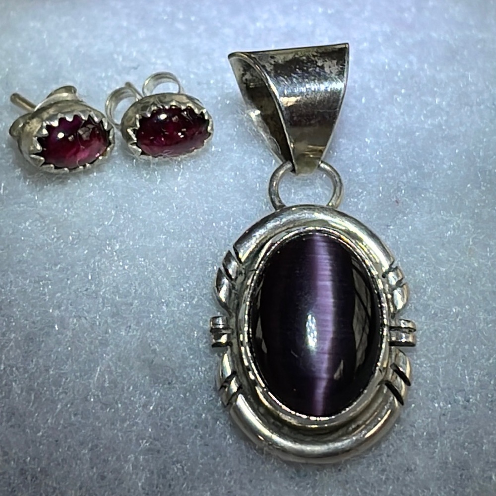 Set - Purple Paua Shell Pendant/Amethyst Earrings